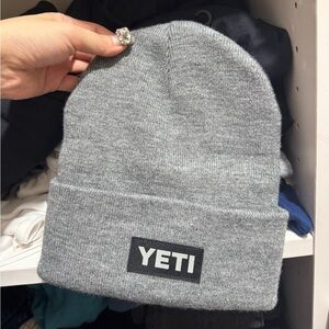 Yeti hat